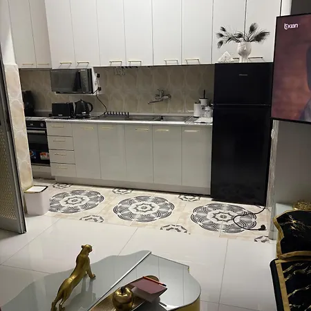 Stylish 1-bed In Sleeps 4 Appartamento