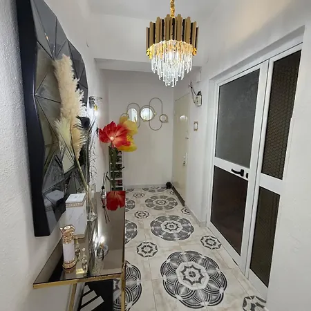 Stylish 1-bed In Sleeps 4 * Shkodër